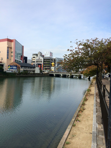 アンティークショップの福岡旅行