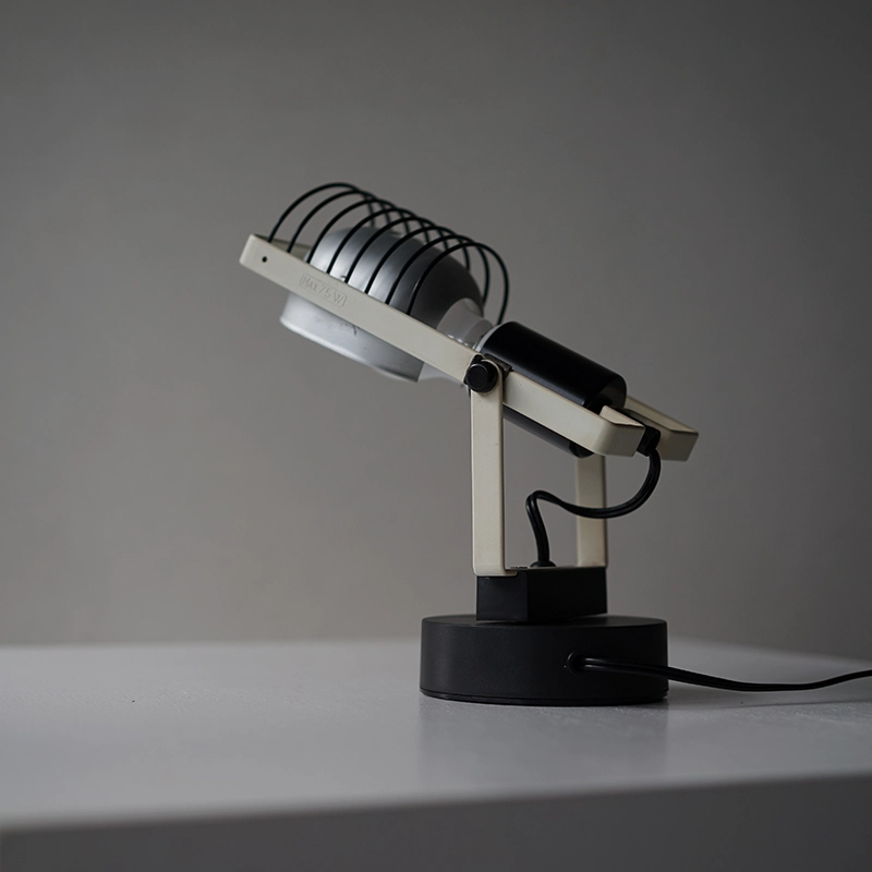 ヴィンテージ Artemide アルテミデ Ernesto Gismondi エルネスト・ジスモンディ